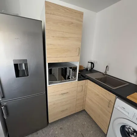 La Petite Du Bonheur Apartment *
