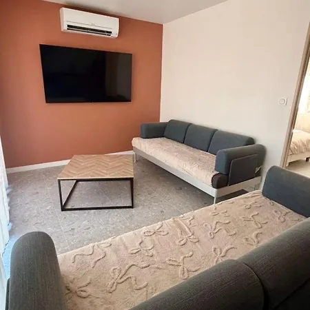 Apartment La Petite Du Bonheur